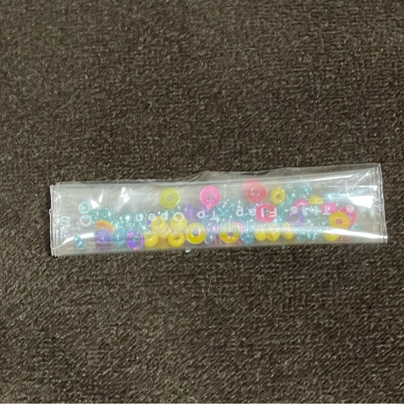 NWOT Bamboo Trading Company Turquoise Blue Butterfly Beaded Bag For Cell Phone - Picture 7 of 7